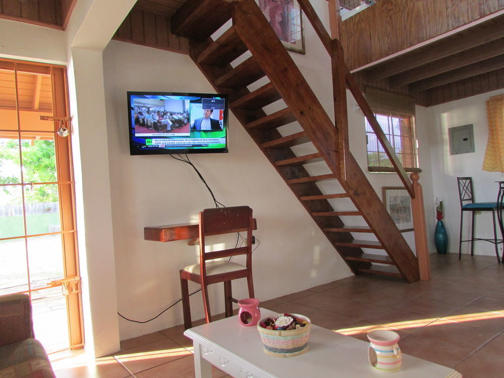 Ocho Rios Villa At Coolshade IV Saint Annʼs Bay 外观 照片