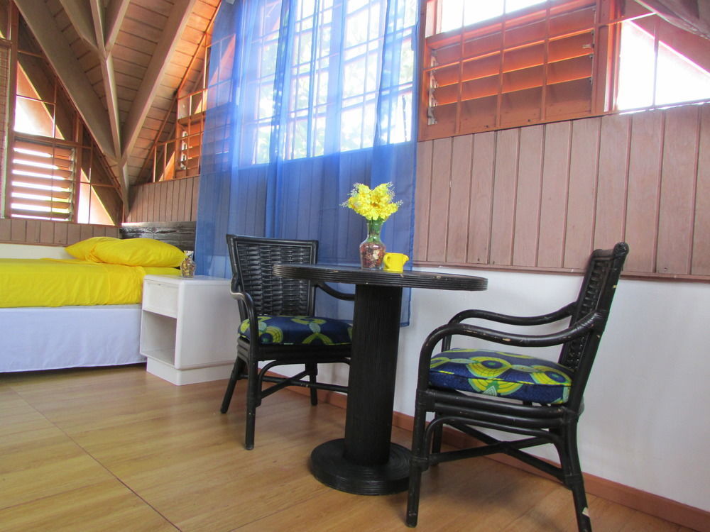 Ocho Rios Villa At Coolshade IV Saint Annʼs Bay 外观 照片