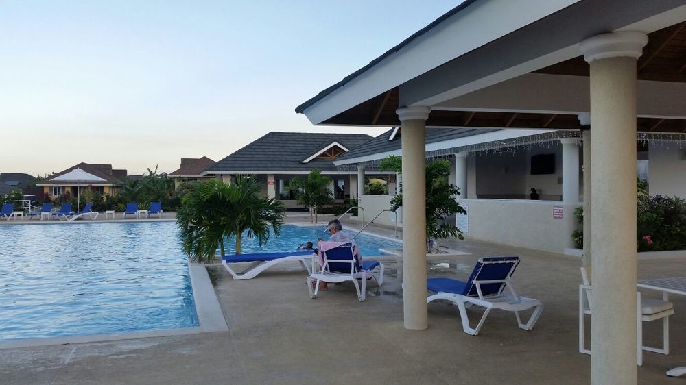 Ocho Rios Villa At Coolshade IV Saint Annʼs Bay 外观 照片
